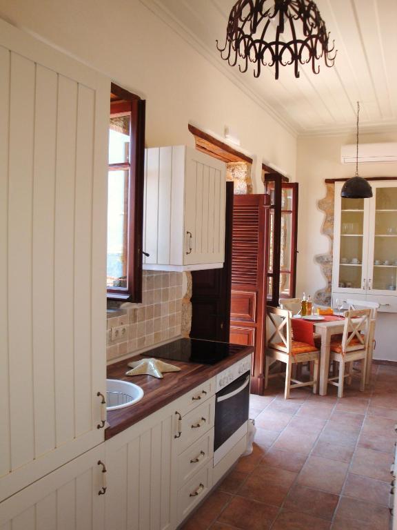 Bright Sun Villas Chalki Town Habitación foto